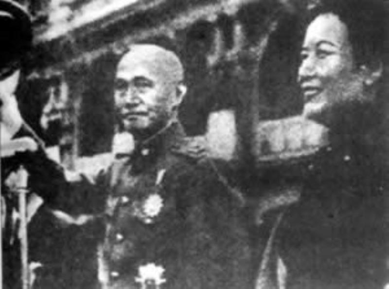 蔣介石在臺(tái)北復(fù)任中華民國(guó)總統(tǒng)