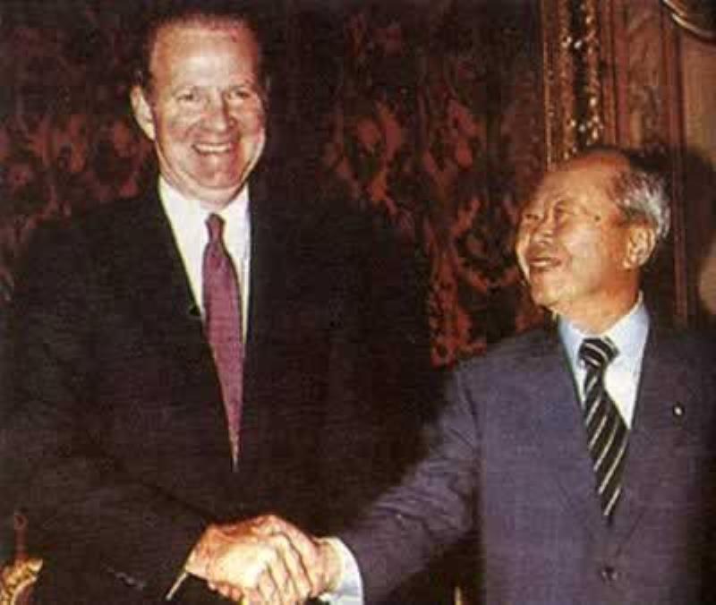 美國(guó)對(duì)日本首次實(shí)行報(bào)復(fù)性經(jīng)濟(jì)制裁