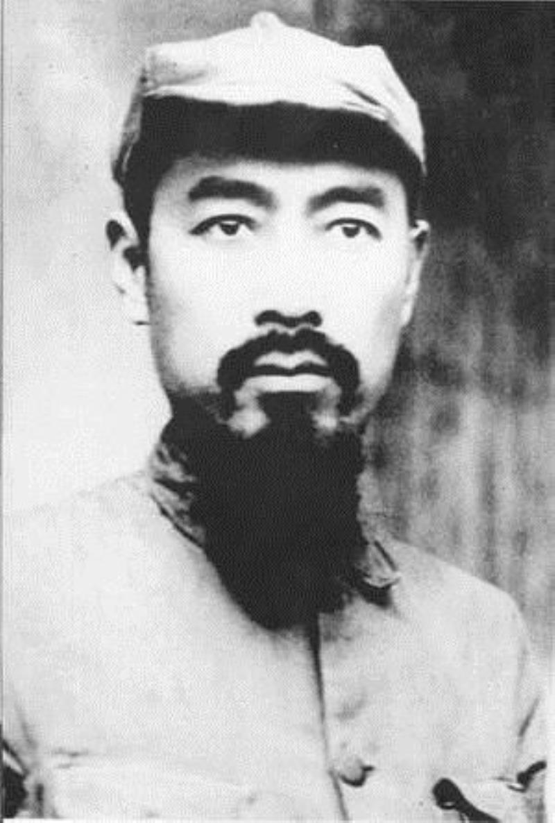 周恩來強調應發(fā)揮毛澤東的優(yōu)勢
