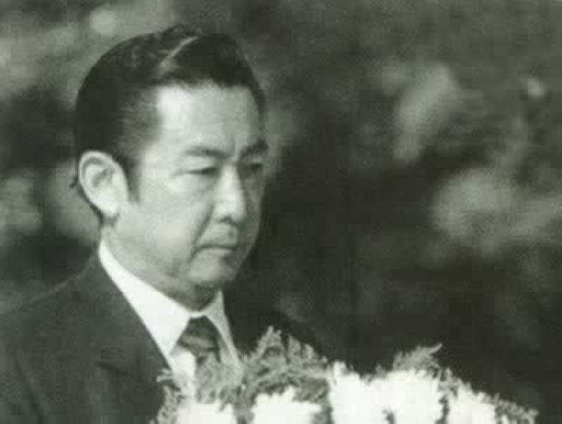 日本首相橋本參拜靖國(guó)神社